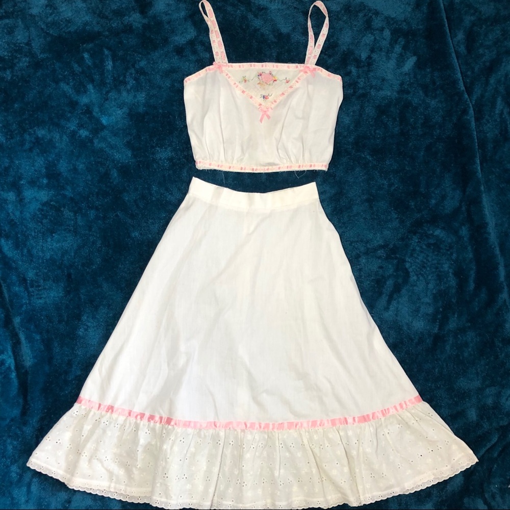 Vintage cotton two-piece skirt and crop top